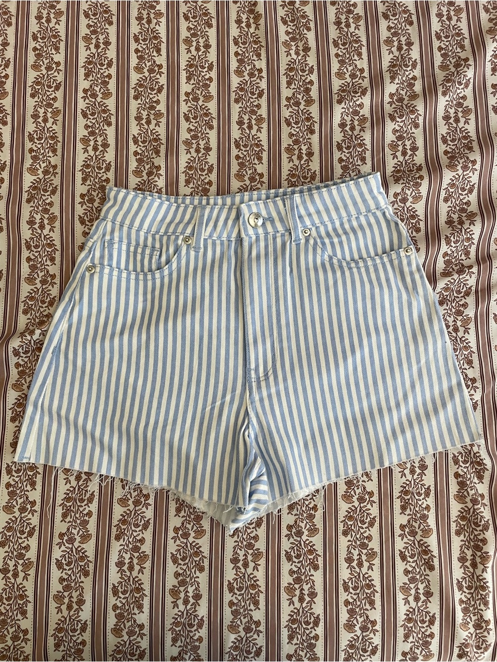 H&M Light Blue and White Striped Jean Shorts